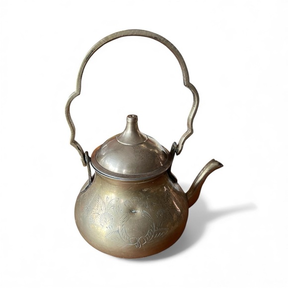 Vtg Brass Teapot Kettle Lid Ornate Handle Etched Floral Design MCM Accent Decor - Picture 4 of 9